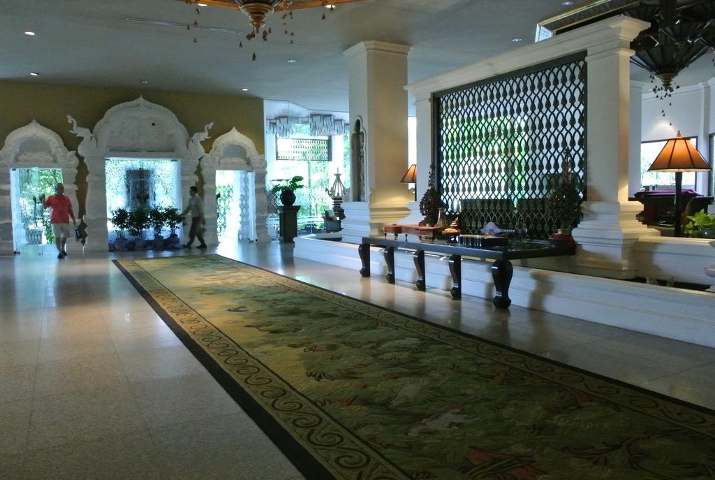 Chiangmai Plaza Hotel Чіангмай Екстер'єр фото